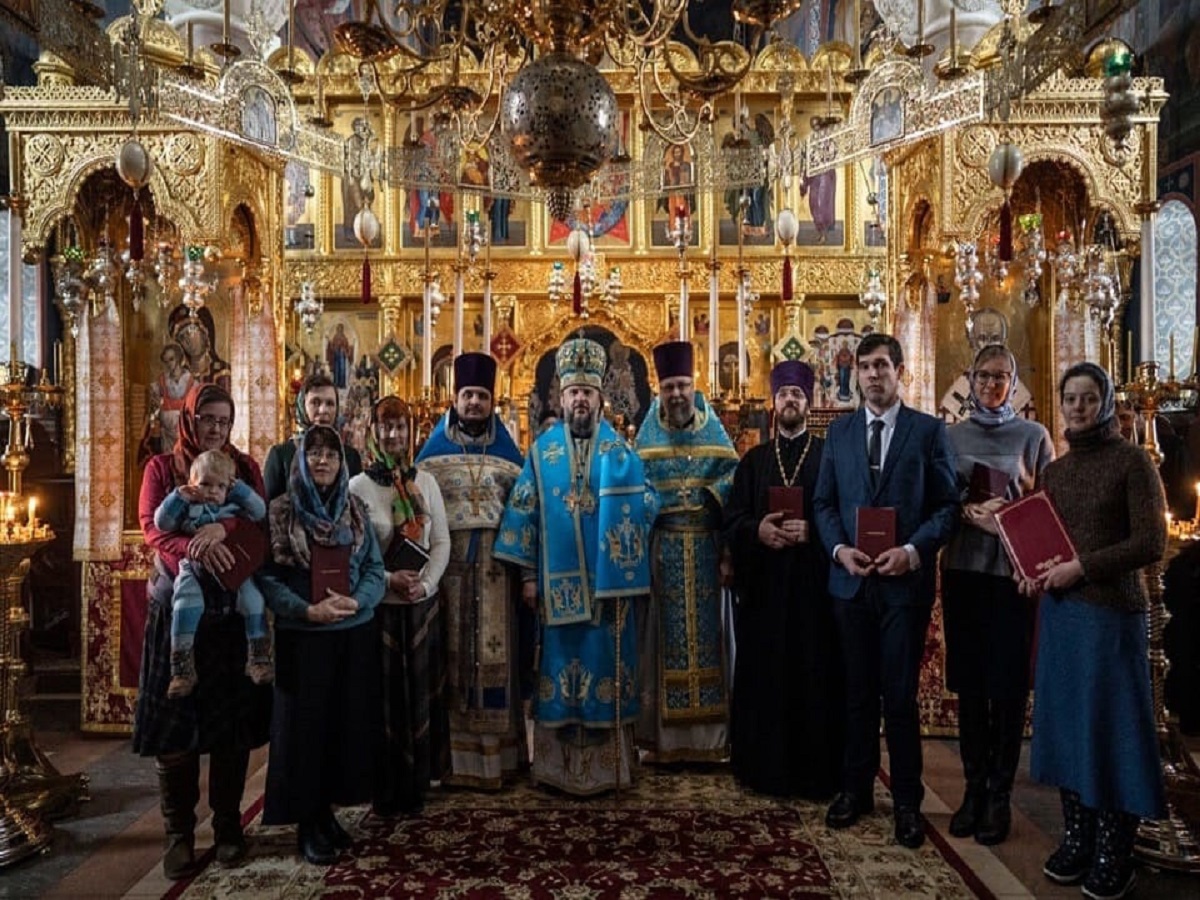 Вручение удостоверений